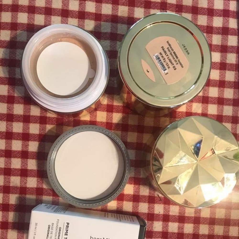 Bare minerals fairly light deluxe powders